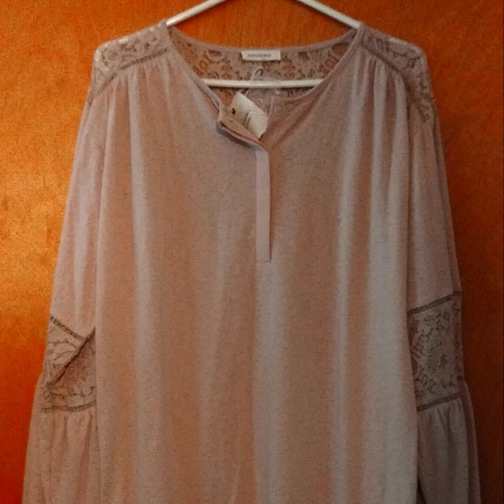 NWT Women's Long Sleeve Tunic